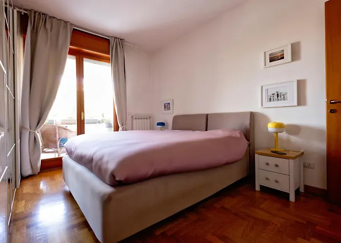 Holiday Home Roma Apartament