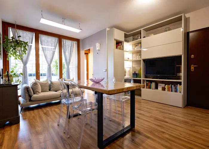 Holiday Home Roma Apartament *